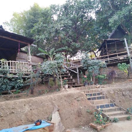 Tree Lodge Banlung Exterior foto