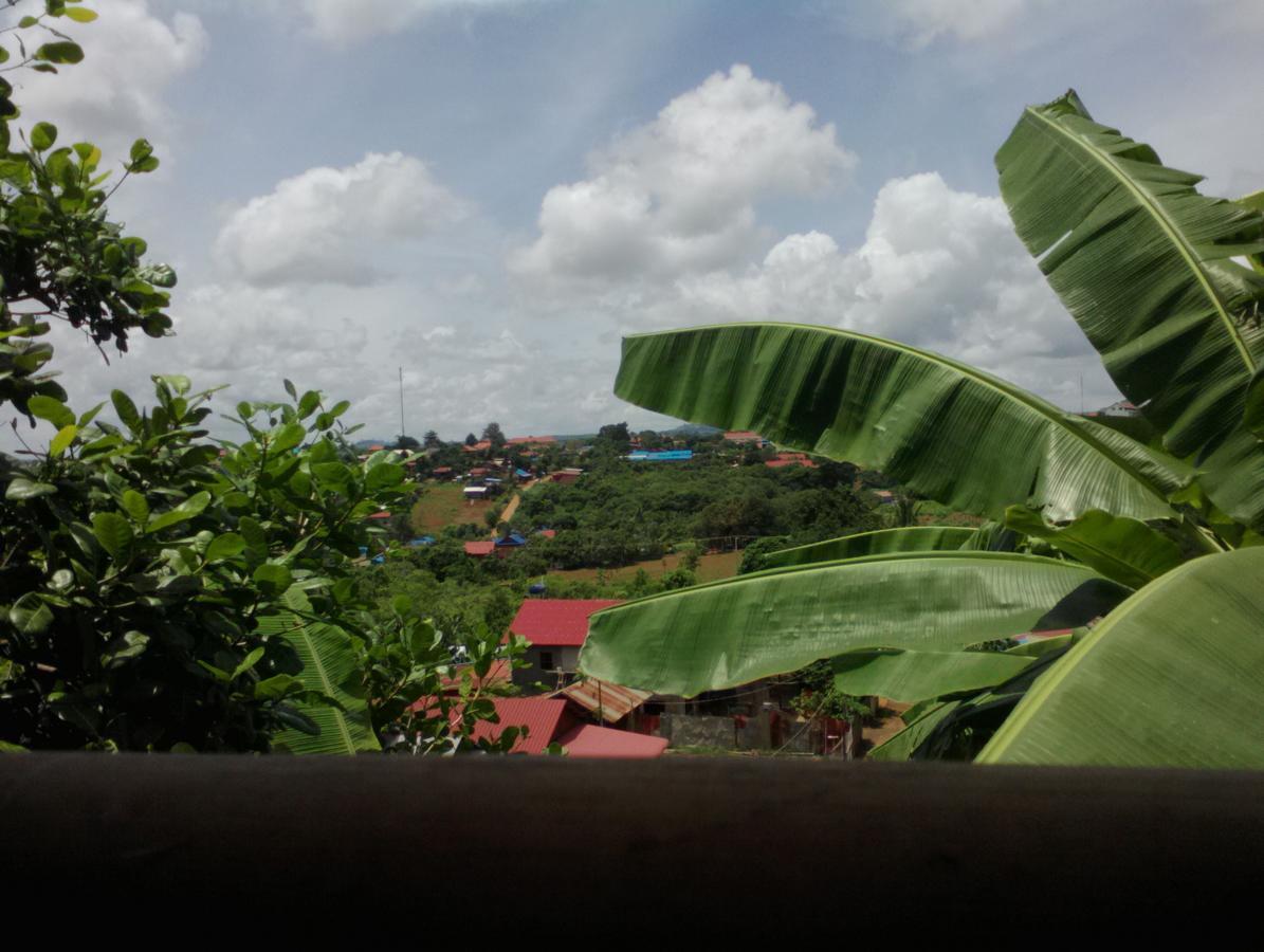 Tree Lodge Banlung Exterior foto