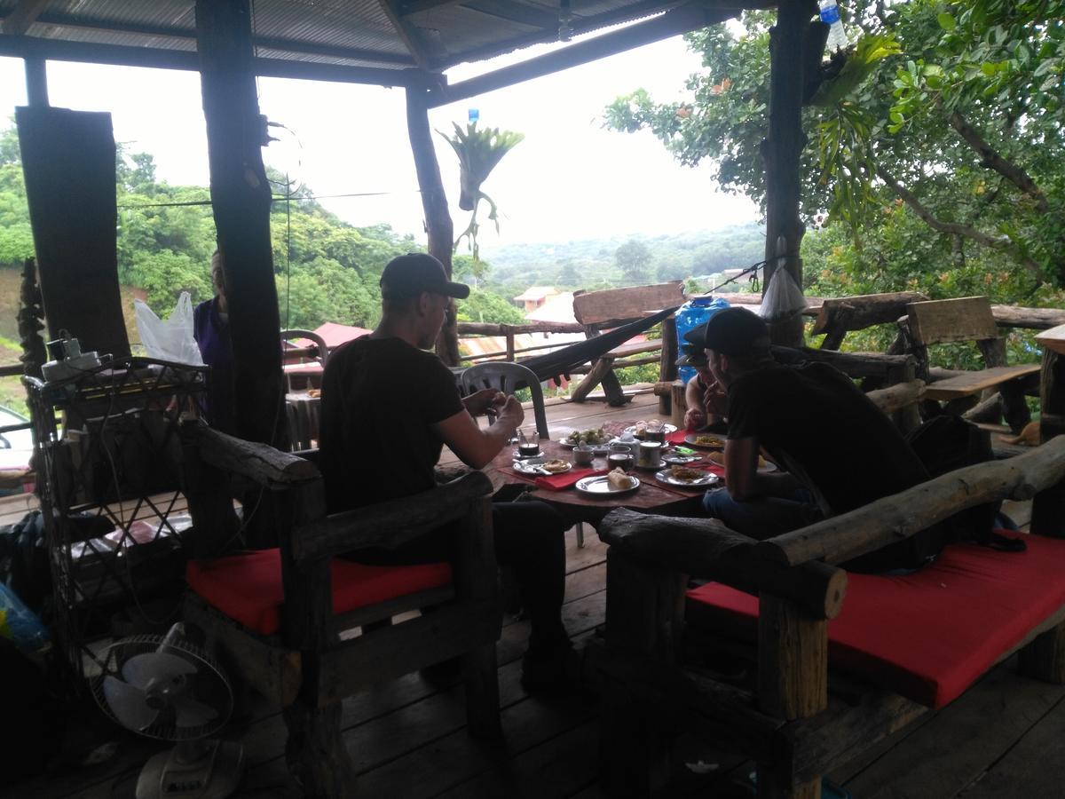 Tree Lodge Banlung Exterior foto