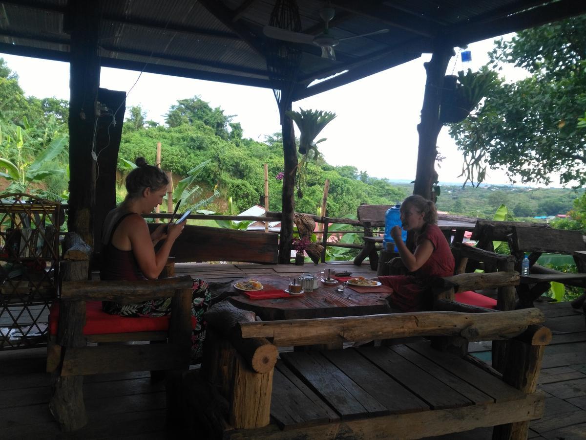 Tree Lodge Banlung Exterior foto