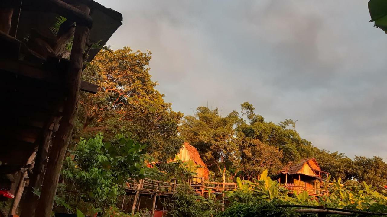 Tree Lodge Banlung Exterior foto